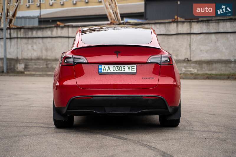 Внедорожник / Кроссовер Tesla Model Y 2023 в Киеве