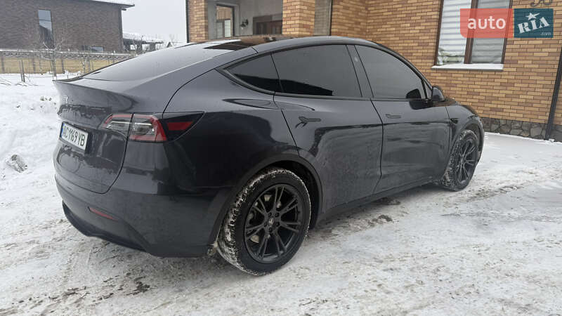 Внедорожник / Кроссовер Tesla Model Y 2024 в Луцке