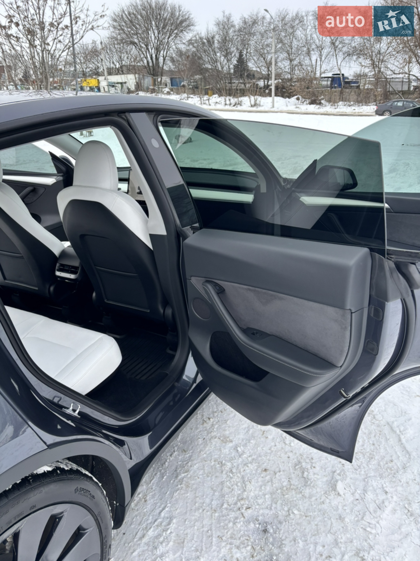 2023 Tesla Model Y - мініатюра 15