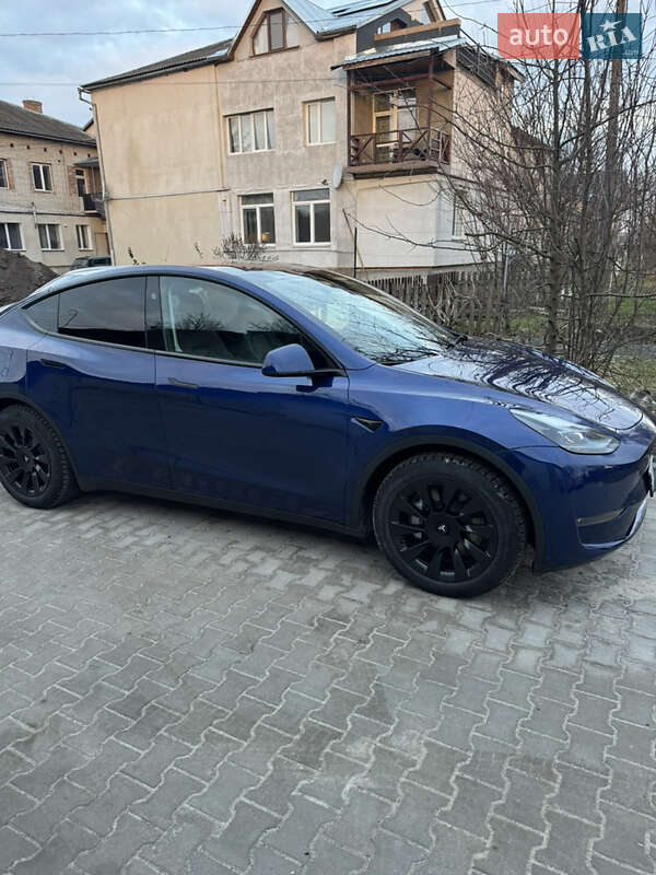 Позашляховик / Кросовер Tesla Model Y 2024 в Буську
