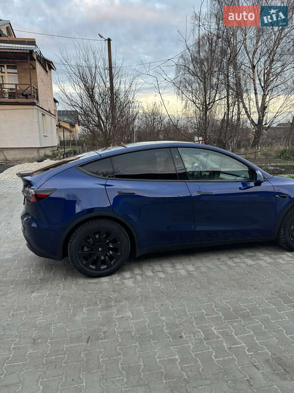 Позашляховик / Кросовер Tesla Model Y 2024 в Буську