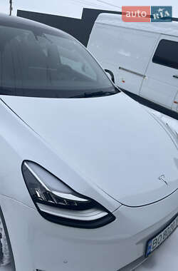 Внедорожник / Кроссовер Tesla Model Y 2021 в Тернополе