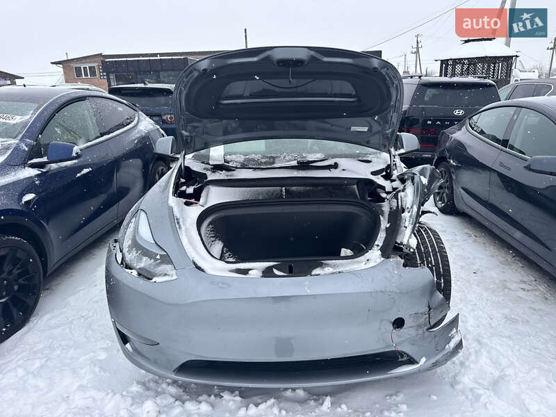 Позашляховик / Кросовер Tesla Model Y 2024 в Луцьку фото 6 Позашляховик / Кросовер Tesla Model Y 2024 в Луцьку