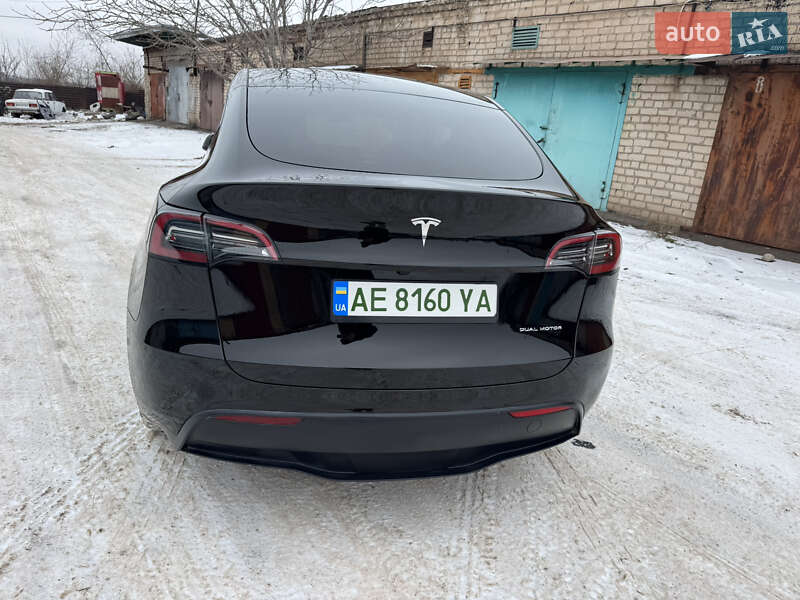 Позашляховик / Кросовер Tesla Model Y 2024 в Кривому Розі