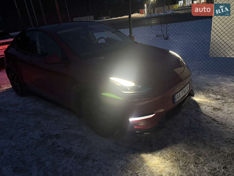 Внедорожник / Кроссовер Tesla Model Y 2022 в Киеве фото 3 Внедорожник / Кроссовер Tesla Model Y 2022 в Киеве
