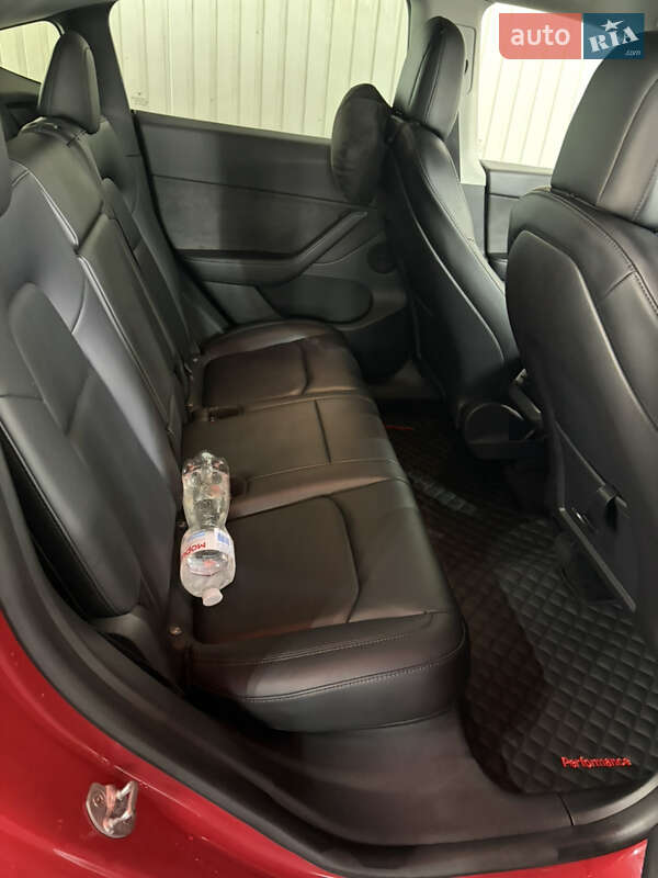 Внедорожник / Кроссовер Tesla Model Y 2022 в Киеве фото 7 Внедорожник / Кроссовер Tesla Model Y 2022 в Киеве