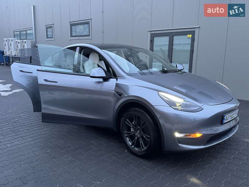Позашляховик / Кросовер Tesla Model Y 2024 в Ужгороді фото 17 Позашляховик / Кросовер Tesla Model Y 2024 в Ужгороді