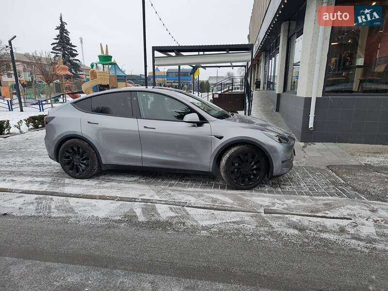 Позашляховик / Кросовер Tesla Model Y 2025 в Смілі