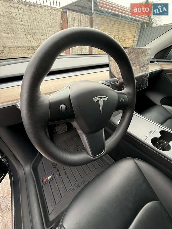 Позашляховик / Кросовер Tesla Model Y 2023 в Черкасах