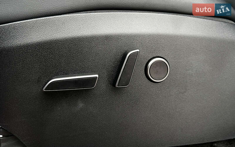 Внедорожник / Кроссовер Tesla Model Y 2023 в Львове фото 19 Внедорожник / Кроссовер Tesla Model Y 2023 в Львове