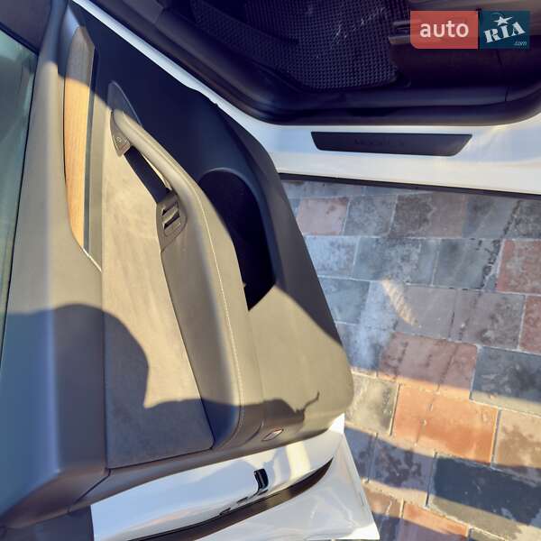 Внедорожник / Кроссовер Tesla Model Y 2022 в Калуше