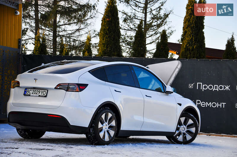 Позашляховик / Кросовер Tesla Model Y 2024 в Трускавці фото 15 Позашляховик / Кросовер Tesla Model Y 2024 в Трускавці