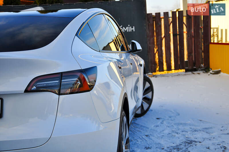 Позашляховик / Кросовер Tesla Model Y 2024 в Трускавці фото 19 Позашляховик / Кросовер Tesla Model Y 2024 в Трускавці
