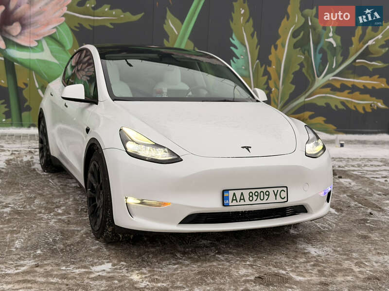 Внедорожник / Кроссовер Tesla Model Y 2023 в Киеве