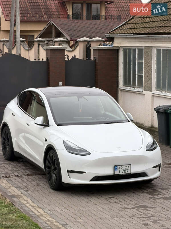 Внедорожник / Кроссовер Tesla Model Y 2022 в Виноградове фото 2 Внедорожник / Кроссовер Tesla Model Y 2022 в Виноградове