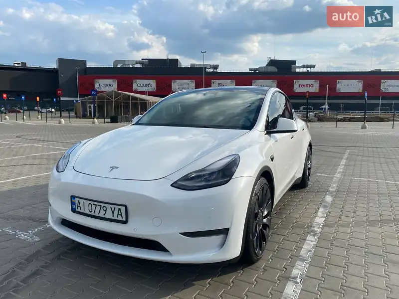 Tesla Model Y 2021