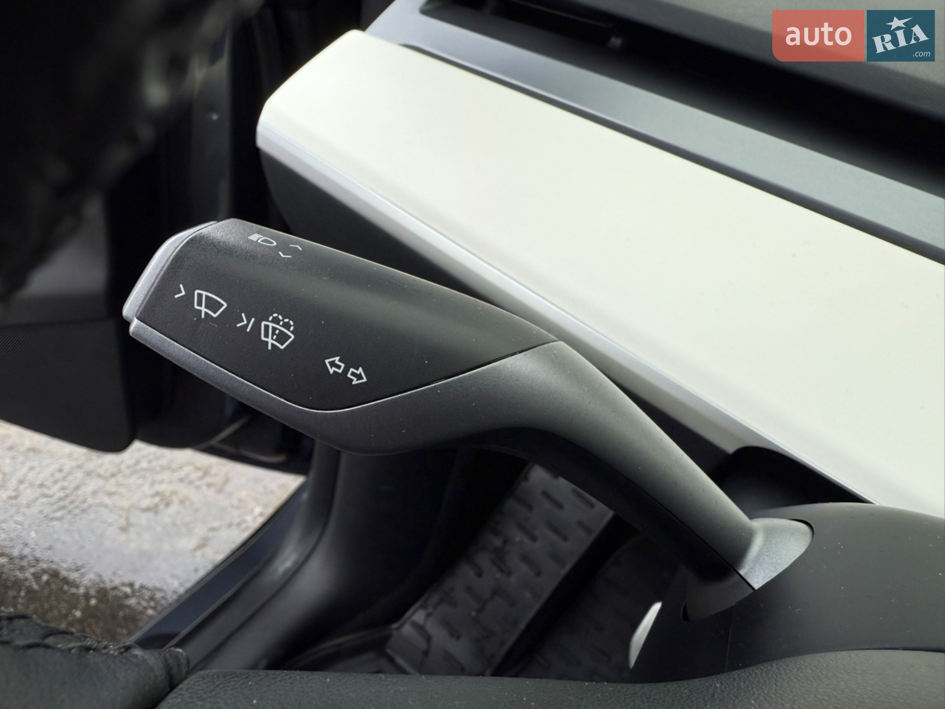 2022 Tesla Model Y - мініатюра 22