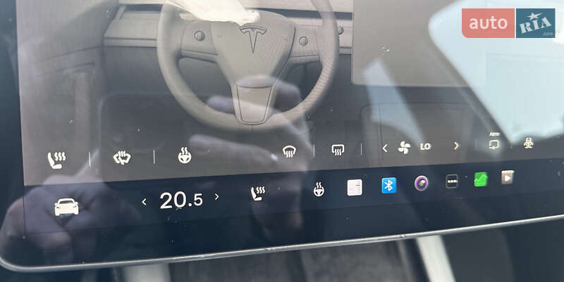 Позашляховик / Кросовер Tesla Model Y 2022 в Луцьку