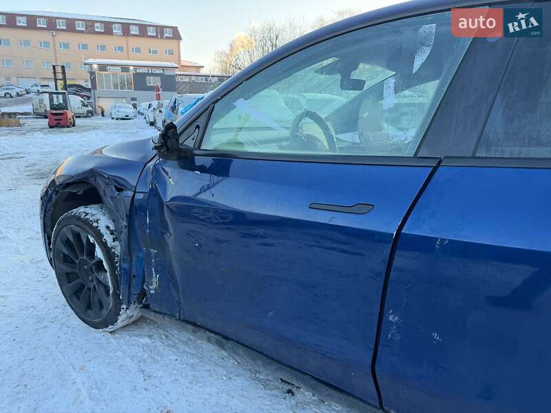 Внедорожник / Кроссовер Tesla Model Y 2022 в Луцке фото 3 Внедорожник / Кроссовер Tesla Model Y 2022 в Луцке