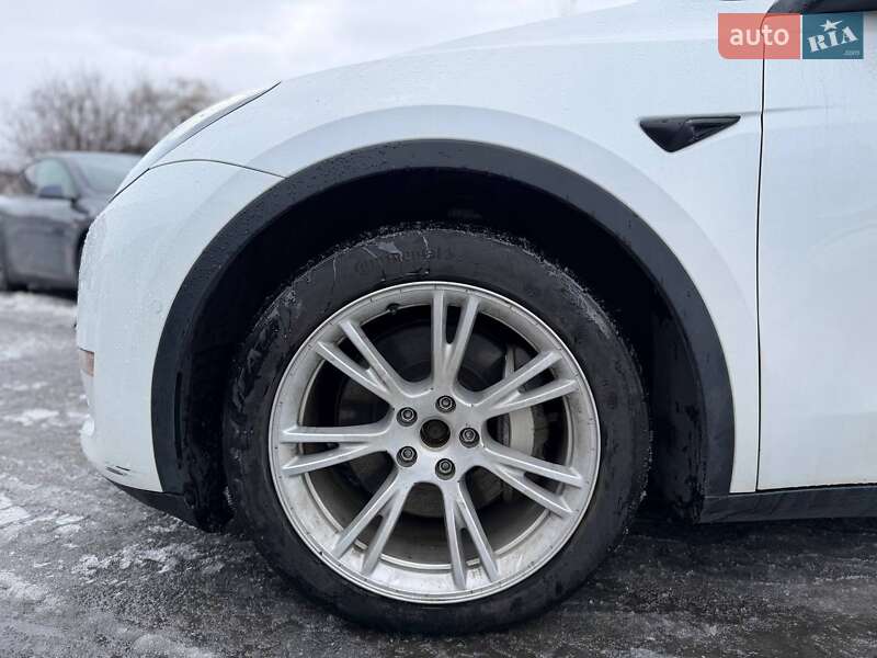 Позашляховик / Кросовер Tesla Model Y 2020 в Луцьку фото 4 Позашляховик / Кросовер Tesla Model Y 2020 в Луцьку