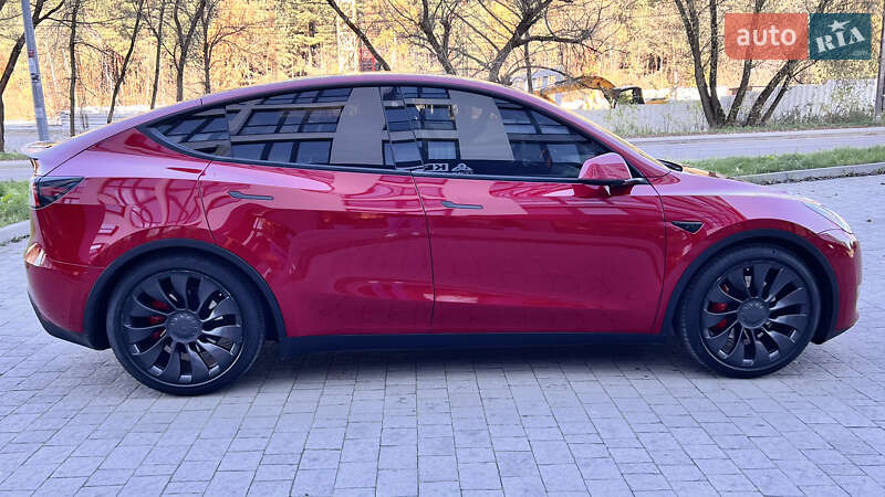 Позашляховик / Кросовер Tesla Model Y 2021 в Львові фото 3 Позашляховик / Кросовер Tesla Model Y 2021 в Львові