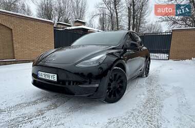 Внедорожник / Кроссовер Tesla Model Y 2021 в Киеве