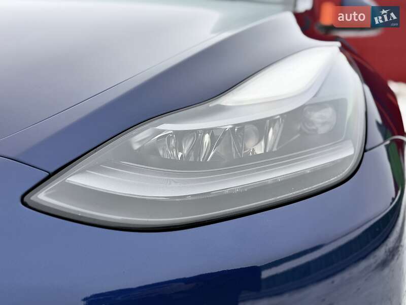 Позашляховик / Кросовер Tesla Model Y 2023 в Києві