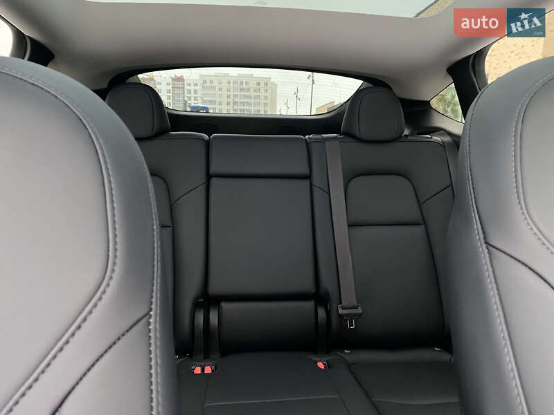 Позашляховик / Кросовер Tesla Model Y 2023 в Хмельницькому фото 7 Позашляховик / Кросовер Tesla Model Y 2023 в Хмельницькому