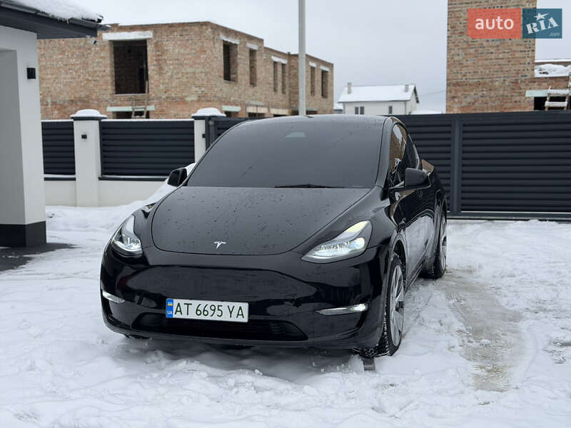 Позашляховик / Кросовер Tesla Model Y 2023 в Івано-Франківську фото 3 Позашляховик / Кросовер Tesla Model Y 2023 в Івано-Франківську