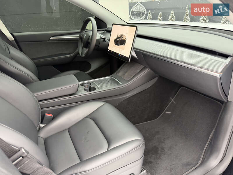 Позашляховик / Кросовер Tesla Model Y 2023 в Івано-Франківську фото 24 Позашляховик / Кросовер Tesla Model Y 2023 в Івано-Франківську