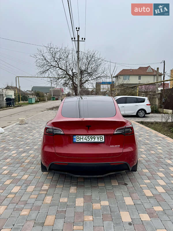 Позашляховик / Кросовер Tesla Model Y 2022 в Одесі фото 4 Позашляховик / Кросовер Tesla Model Y 2022 в Одесі