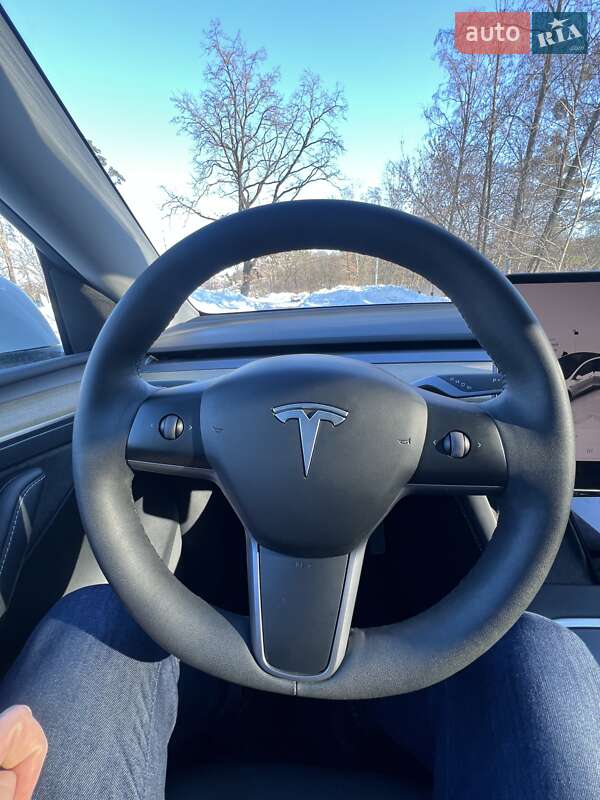 Внедорожник / Кроссовер Tesla Model Y 2023 в Ровно фото 3 Внедорожник / Кроссовер Tesla Model Y 2023 в Ровно
