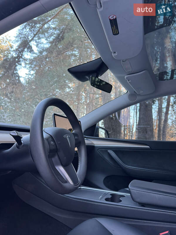 Внедорожник / Кроссовер Tesla Model Y 2023 в Василькове