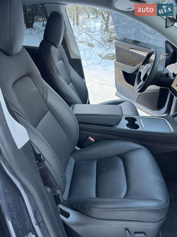 Внедорожник / Кроссовер Tesla Model Y 2023 в Василькове