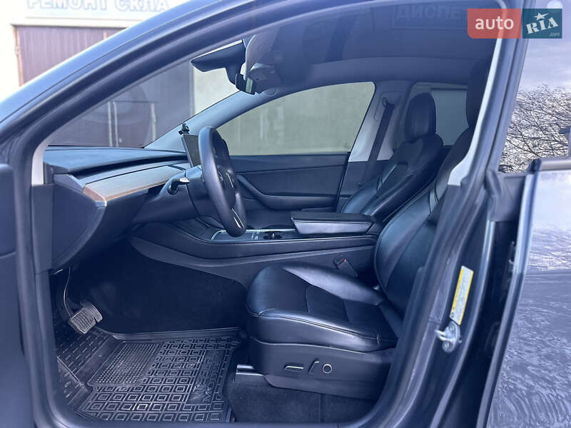 Позашляховик / Кросовер Tesla Model Y 2021 в Ковелі