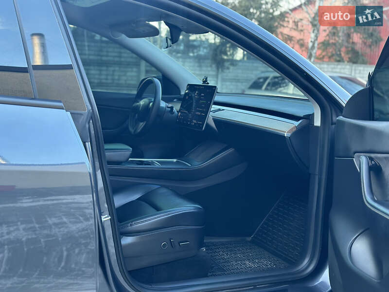 Позашляховик / Кросовер Tesla Model Y 2021 в Ковелі