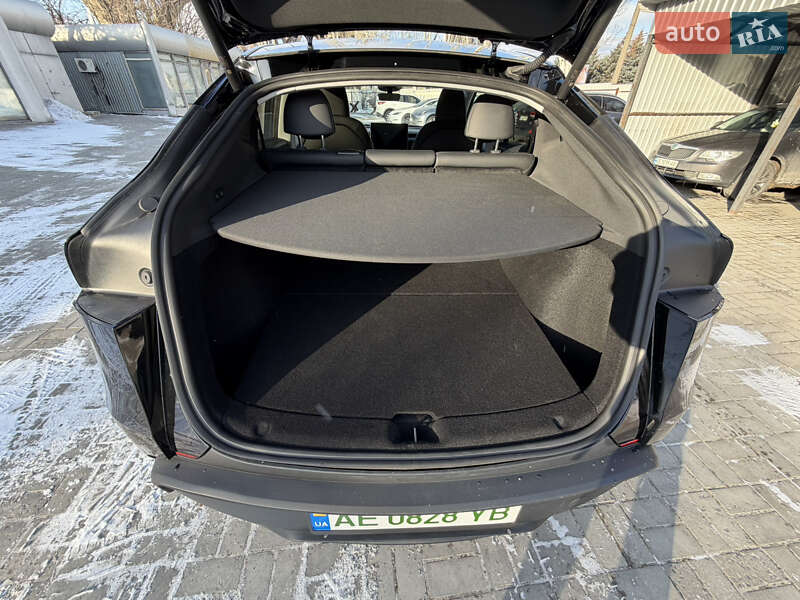 Позашляховик / Кросовер Tesla Model Y 2025 в Дніпрі