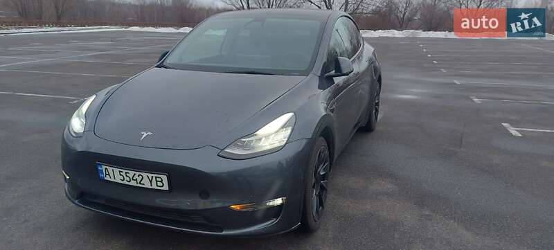 Tesla Model Y 2022