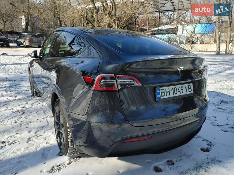 Внедорожник / Кроссовер Tesla Model Y 2024 в Одессе