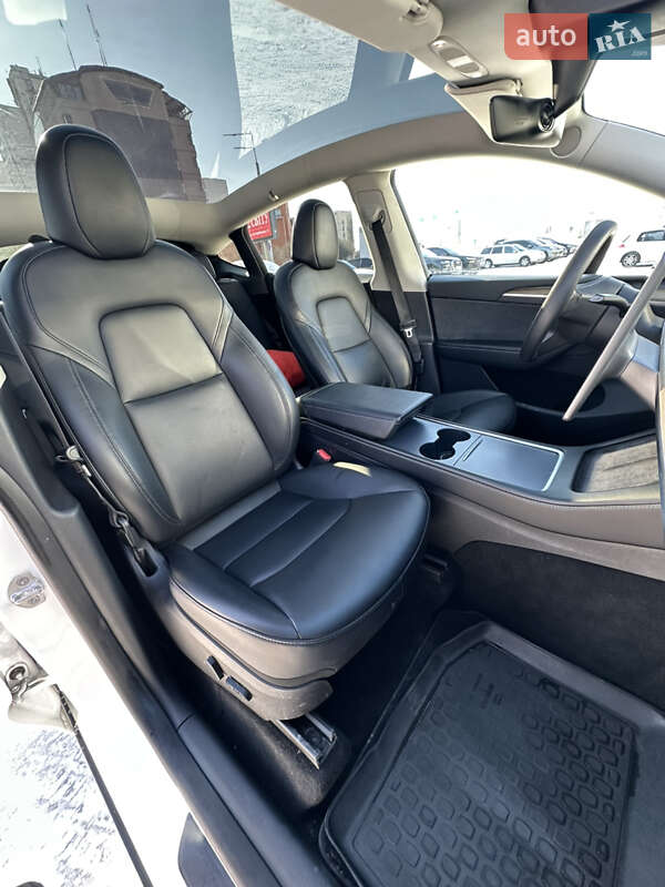 Внедорожник / Кроссовер Tesla Model Y 2023 в Киеве фото 19 Внедорожник / Кроссовер Tesla Model Y 2023 в Киеве