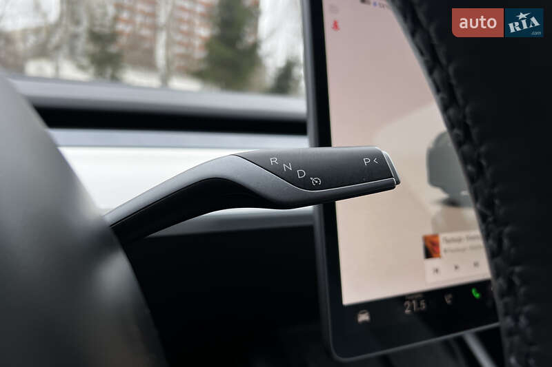 Позашляховик / Кросовер Tesla Model Y 2023 в Львові