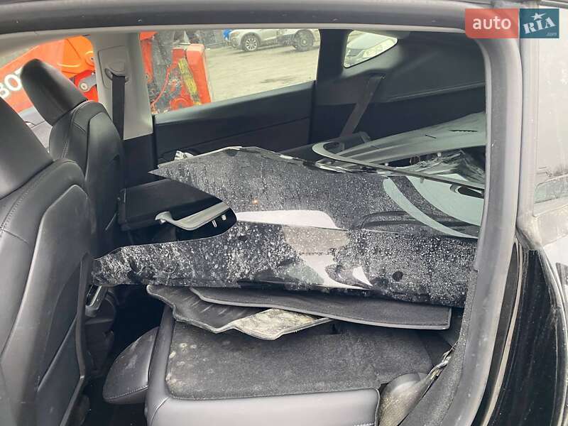 Позашляховик / Кросовер Tesla Model Y 2023 в Львові