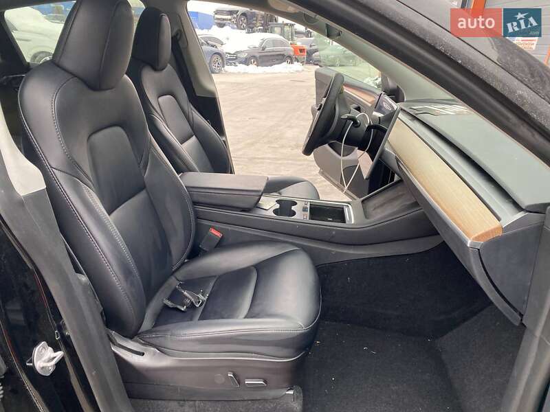 Позашляховик / Кросовер Tesla Model Y 2023 в Львові