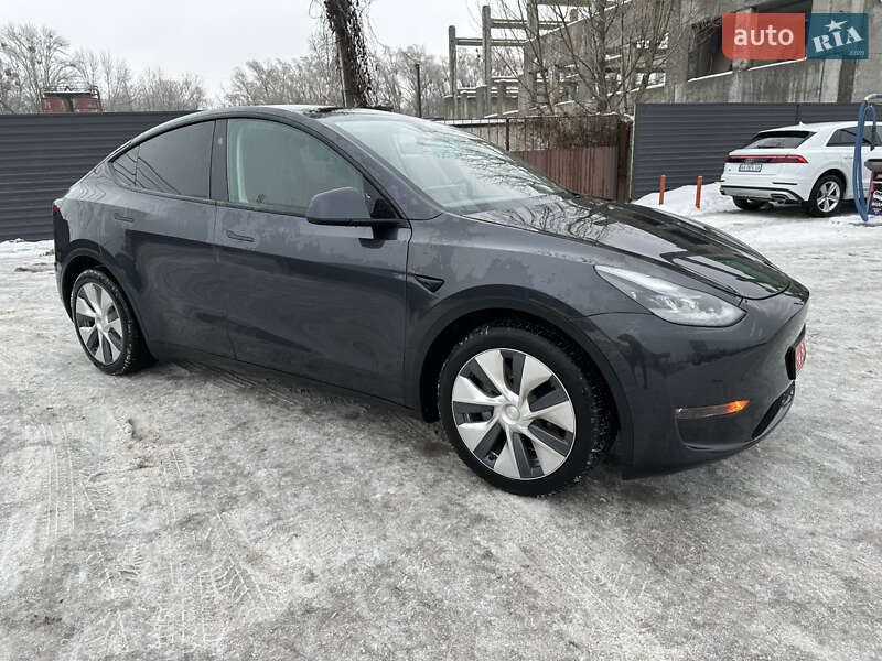 Внедорожник / Кроссовер Tesla Model Y 2024 в Киеве фото 9 Внедорожник / Кроссовер Tesla Model Y 2024 в Киеве