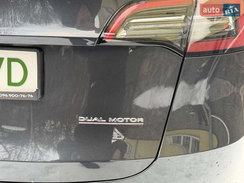 Позашляховик / Кросовер Tesla Model Y 2024 в Львові фото 29 Позашляховик / Кросовер Tesla Model Y 2024 в Львові