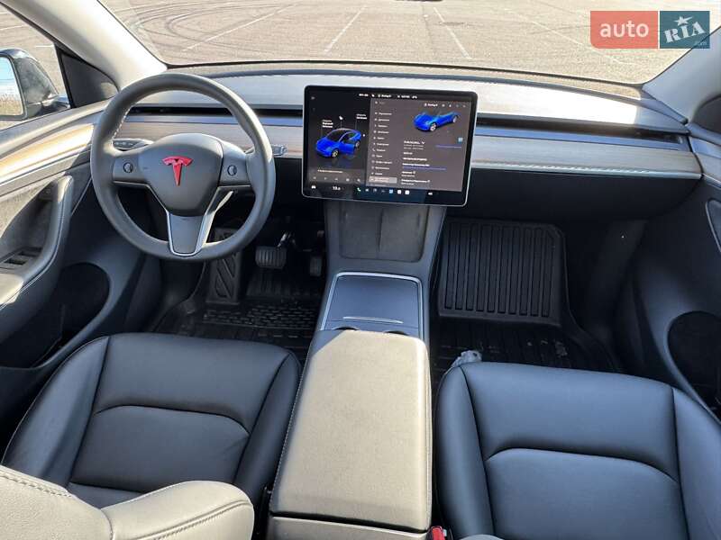 Позашляховик / Кросовер Tesla Model Y 2023 в Рівному фото 15 Позашляховик / Кросовер Tesla Model Y 2023 в Рівному