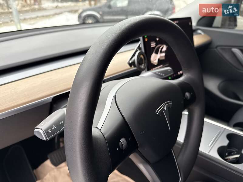 Внедорожник / Кроссовер Tesla Model Y 2020 в Львове