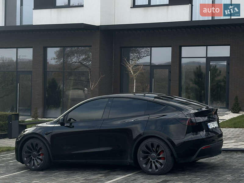 Внедорожник / Кроссовер Tesla Model Y 2021 в Ужгороде