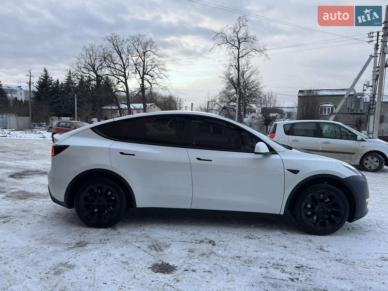 Позашляховик / Кросовер Tesla Model Y 2020 в Луцьку фото 9 Позашляховик / Кросовер Tesla Model Y 2020 в Луцьку