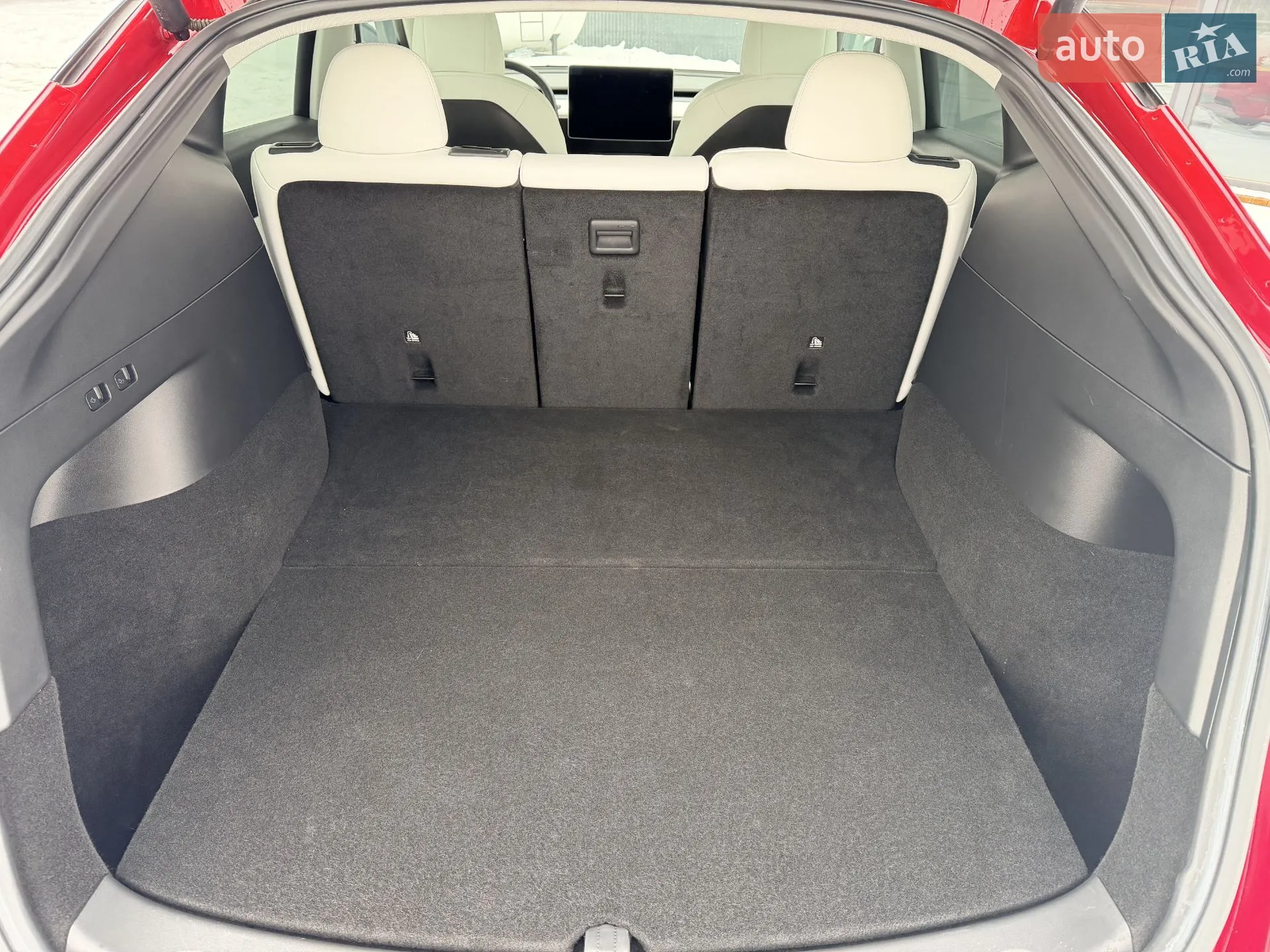 2022 Tesla Model Y - мініатюра 22